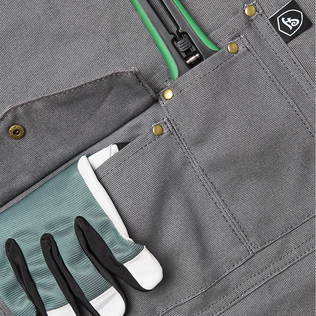 The Canvas Workhorse Apron - Dark Grey