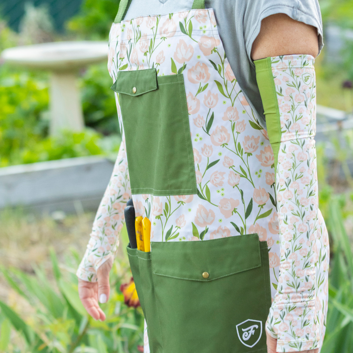 Lightweight Work - Apron - A Petals Hug
